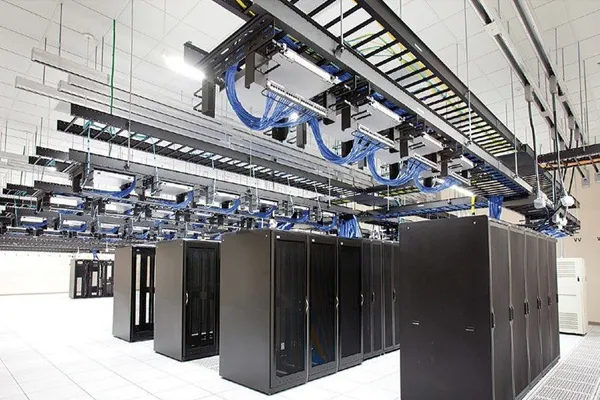 Hva er bruksscenarioene for lukkede samleskinnekanalsystemer?